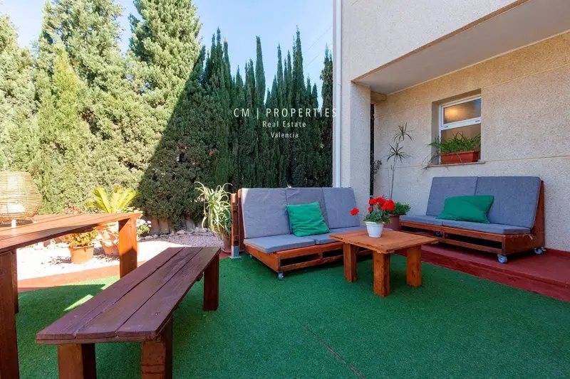 Casa en alquiler en Bétera 4 habitaciones 4 baños 180m2