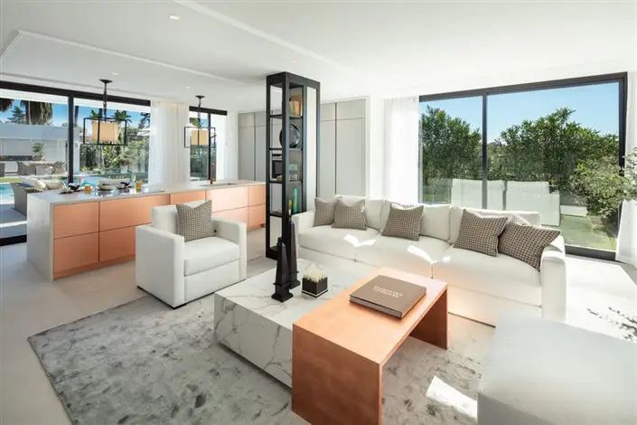 Villa de Lujo en Venta en Marbella 4 Dormitorios