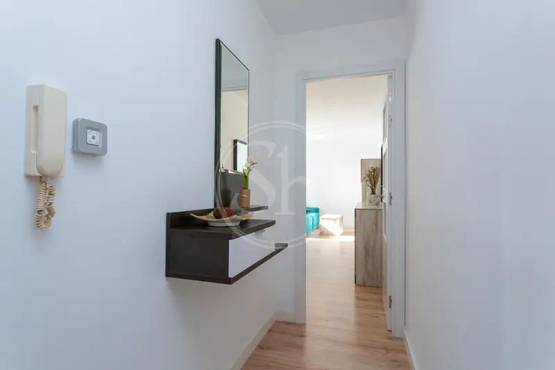 Apartamento Amueblado en Hospitalet 3 Habitaciones Alquiler Temporal