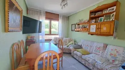 Pareado en Venta Tardajos 160m2 Jardin Nave 4 Dormitorios