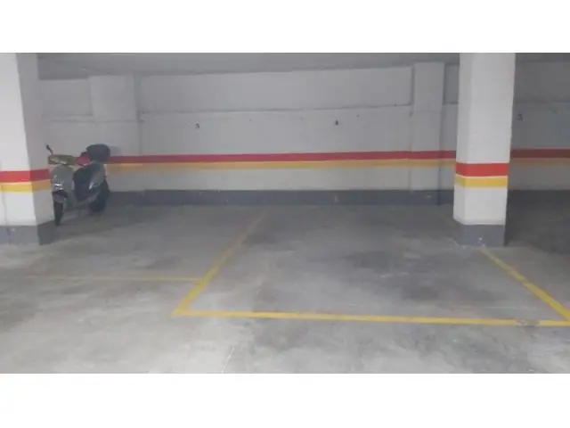 Plaza de Garaje en Venta Bezana Centro Edificio Bezana Lago