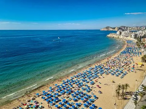 Piso de 4 Dormitorios en venta Benidorm, España