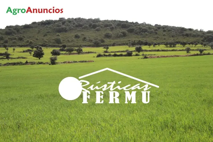 Venta  de Finca de cultivo y ganadera en Córdoba