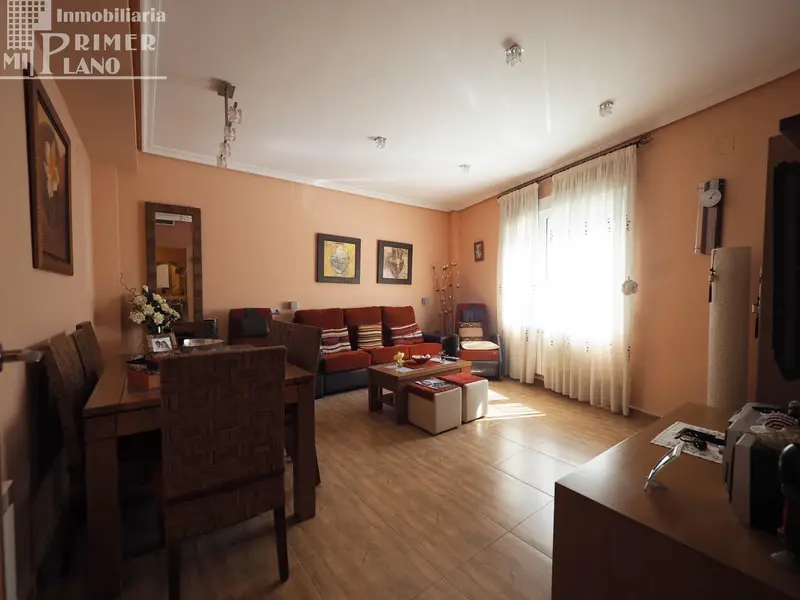 Venta Adosado amueblado en Calle Oriente, Tomelloso - Ref: C378