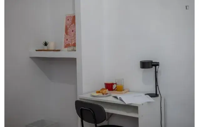Apartamento 5 Dormitorios Barcelona Estudiantes Trabajadores