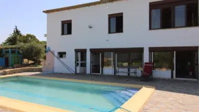 Finca Rustica con Dos Casas y Piscinas en El Gastor