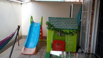 Piso en venta Calle Seseña 2 dormitorios planta baja patio garaje