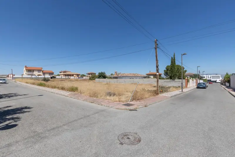 Venta Terreno con Vistas en Centro Cullar Vega