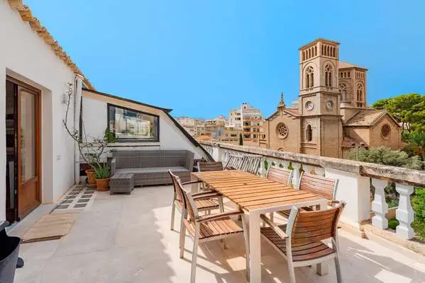 Atico en Palma de Mallorca con vistas al mar y terrazas