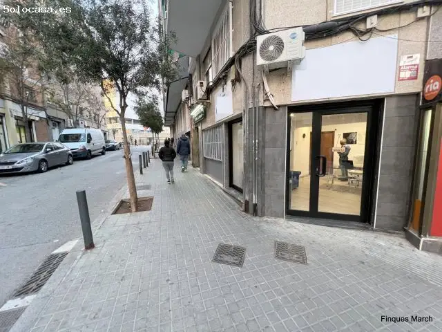 Local Comercial en Zona Pubilla Cases Hospitalet