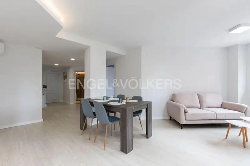 Apartamento en alquiler en Ciutat de les Arts i de les Ciencies, València ciudad, Valencia