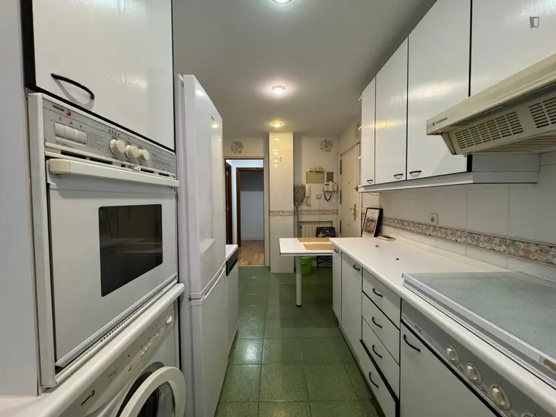 Habitacion Doble en Piso Reformado en Tetuan Madrid