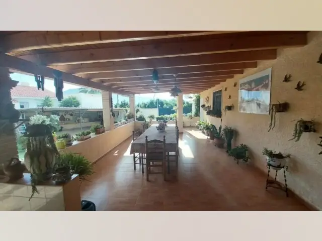 Casa-Villa de 3 Dormitorios en venta A-Coruna, España