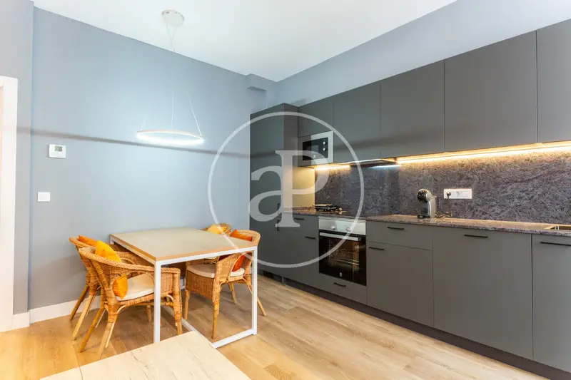 Piso en alquiler en Valencia Gran Vía 3 habitaciones 2 baños
