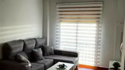 Piso en venta en Calle Zambrana, cerca de Calle Alonso Poves