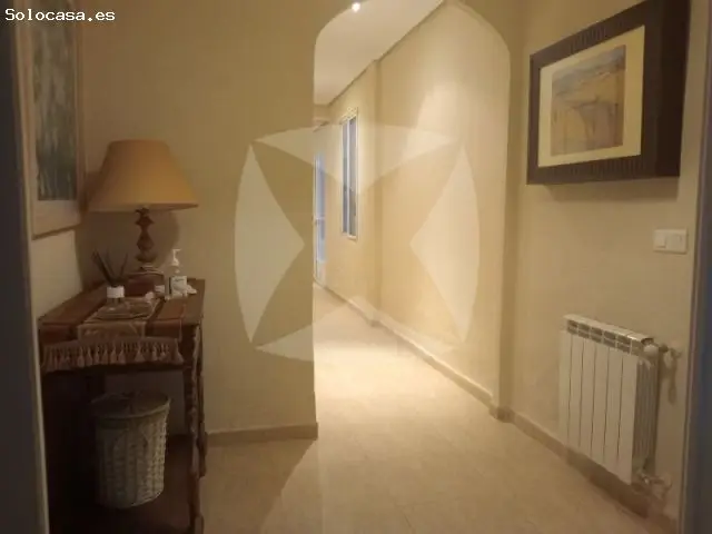Piso Muy Centrico Junto Al Paseo De Canovas Para Entrar A Vivir