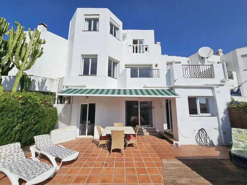 3 Cuarto Dúplex en venta
Selwo, Málaga
