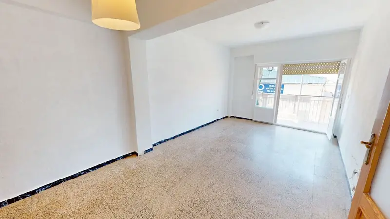 Piso en Venta El Campello 3 Dormitorios Semi-Reformado