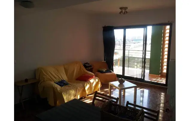Habitacion Paterna estudiantes amueblada terraza piscina