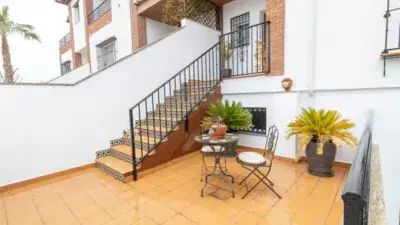 Casa Adosada en Purchil 3 Dormitorios Garaje Patio