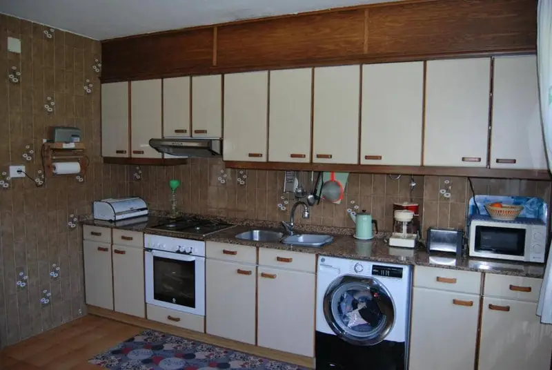 Chalet en Venta A Estrada con Taller y Terrazas