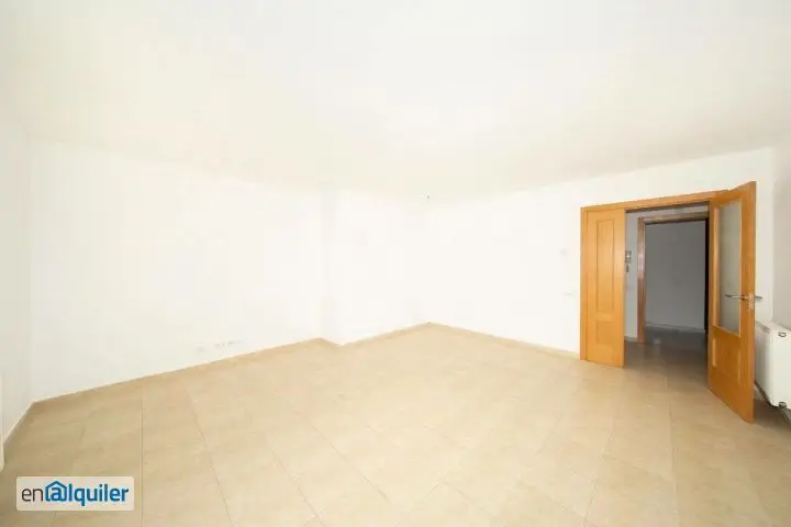 Alquiler piso 2 dormitorios Guadalajara trastero garaje ascensor