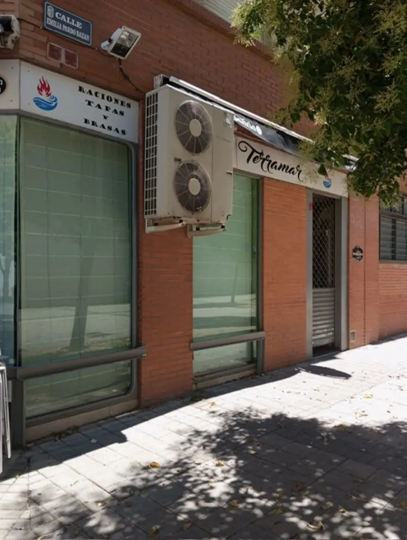 Local Comercial en Getafe Norte: 88m² Equipado, Licencia y Terraza