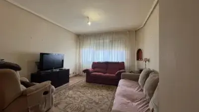 Piso en Venta Mendietas 3 Dormitorios 2 Baños
