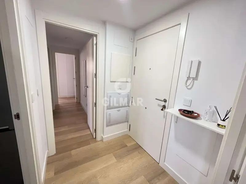 Apartamento en Alquiler Estepona 2 Dormitorios Piscina Plaza Garaje