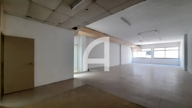 Oficina en venta en Barcelona Les Corts  Mejía Lequerica