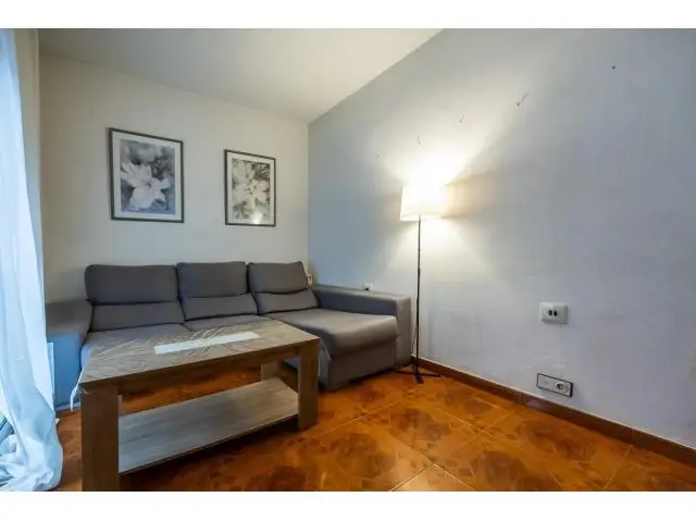 Piso amplio en venta Sabadell 4 habitaciones cerca Parc Catalunya