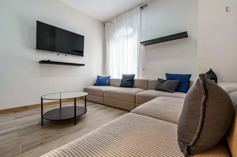 Coliving Malaga Habitaciones Amuebladas Servicios Incluidos