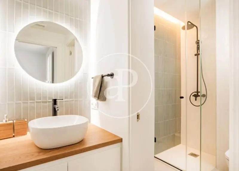 Apartamento Amueblado en Madrid Capital 2 dormitorios 2 baños