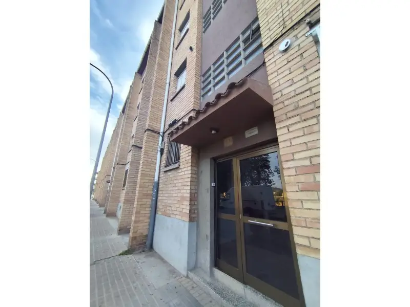 Venta Piso Luminoso Llerona 77m2 3 Dormitorios
