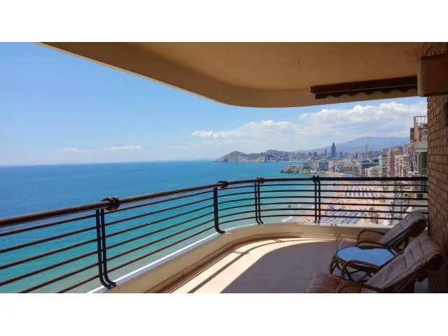Amplio Piso Primera Linea Levante Benidorm Vistas Mar Terraza 24m2
