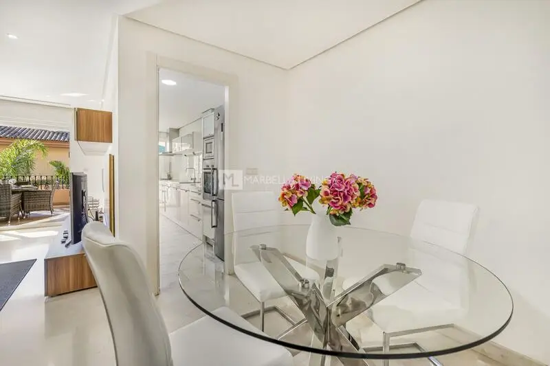Apartamento 1 Dormitorio Alquiler Corto Plazo Nueva Andalucía Málaga