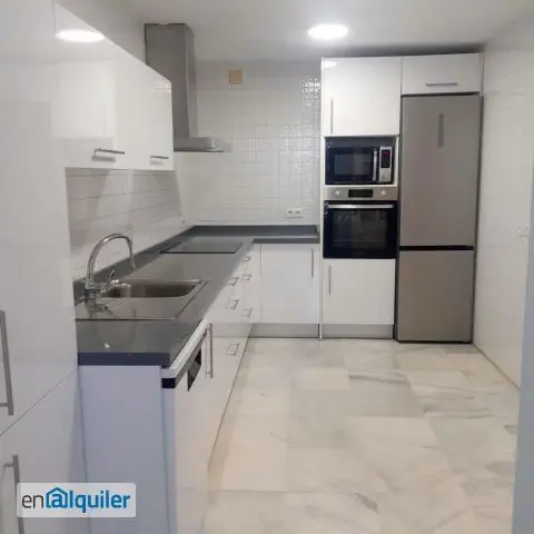 Piso en Alquiler Porvenir Felipe II Sevilla 3 Dormitorios 2 Baños
