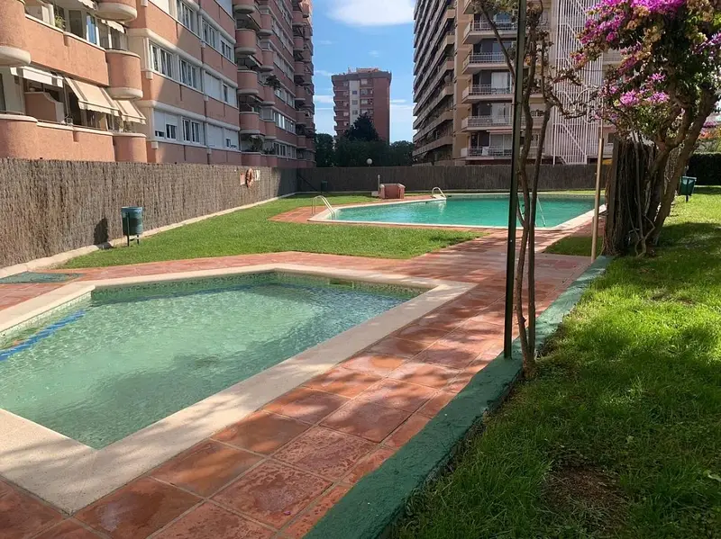 Piso en Les Corts con Vistas Espectaculares a Collserola