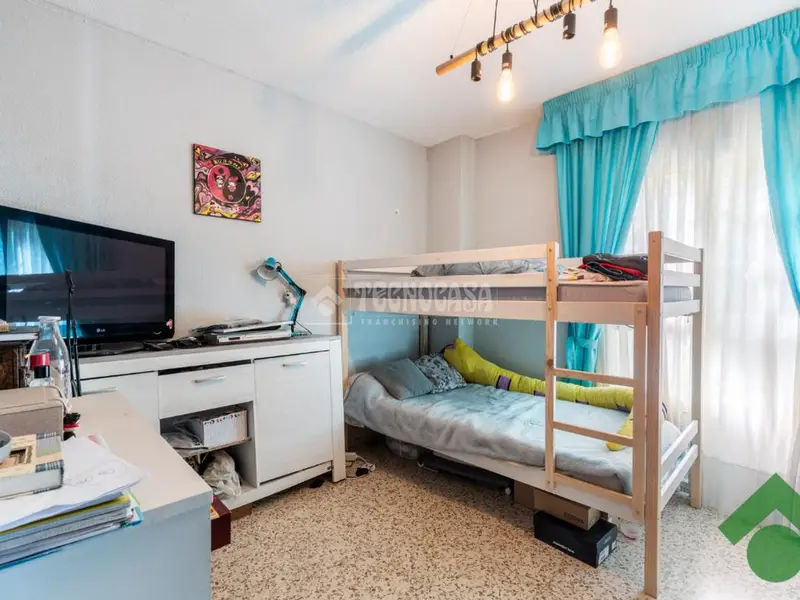 Piso en venta en Mirasierra - Camino Bajo Huetor