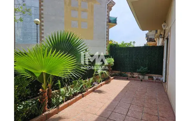 Alquiler Piso 3 Dormitorios 110m² L Eliana Terraza Garaje