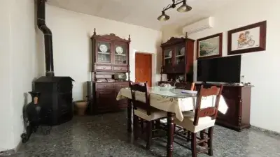 Casa en Peñuelas 2 Dormitorios Amplio Patio 127m2