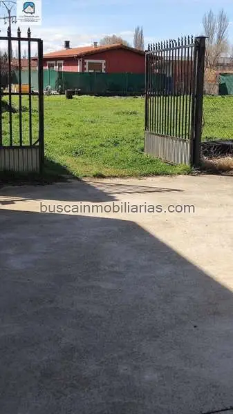 Parcela urbana en venta en Monzón de Campos