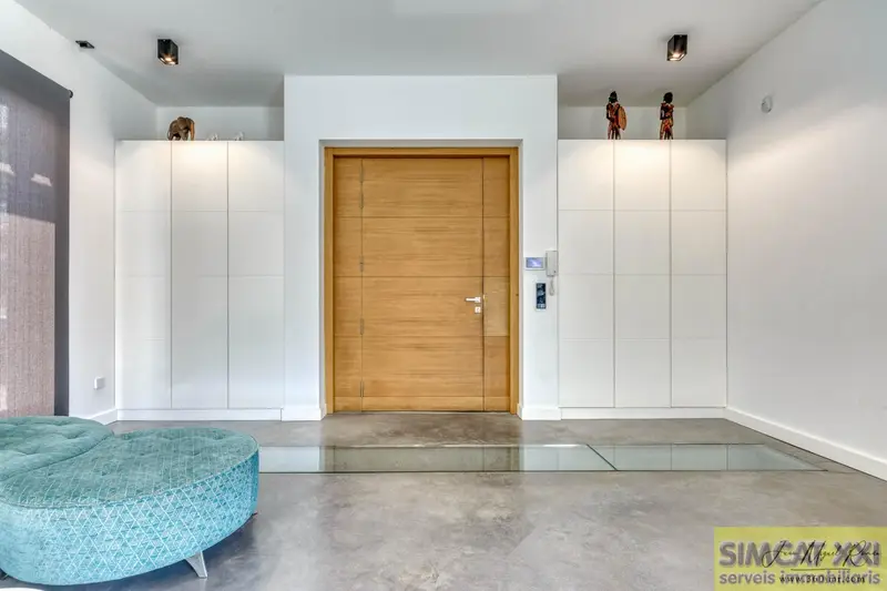 Casa en Venta en Navata 4 Dormitorios Piscina Moderna