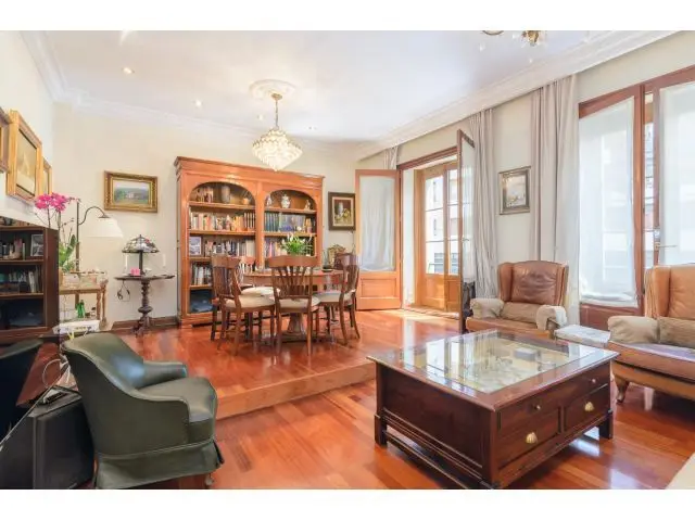 Vivienda Unica Oviedo Centro 177m2 Cuatro Dormitorios