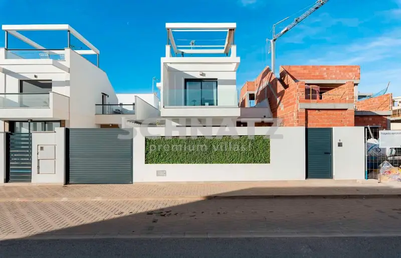 Villa en Venta Roda Golf Murcia 3 Dormitorios Piscina Privada