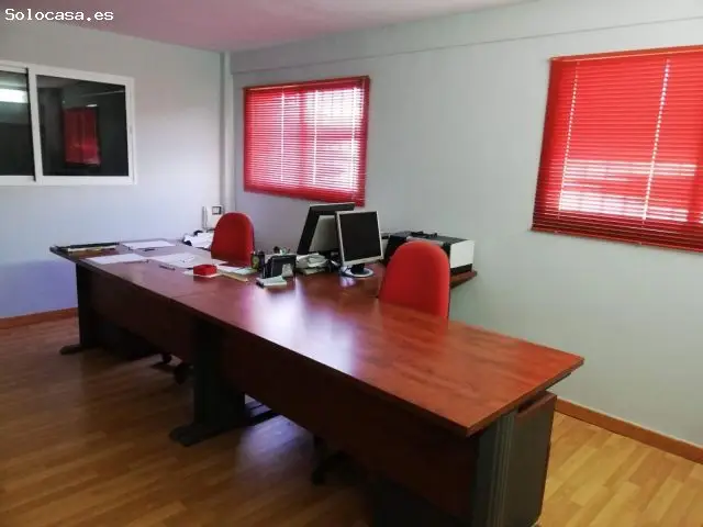 Nave Industrial en Venta Huércal de Almería 268m2