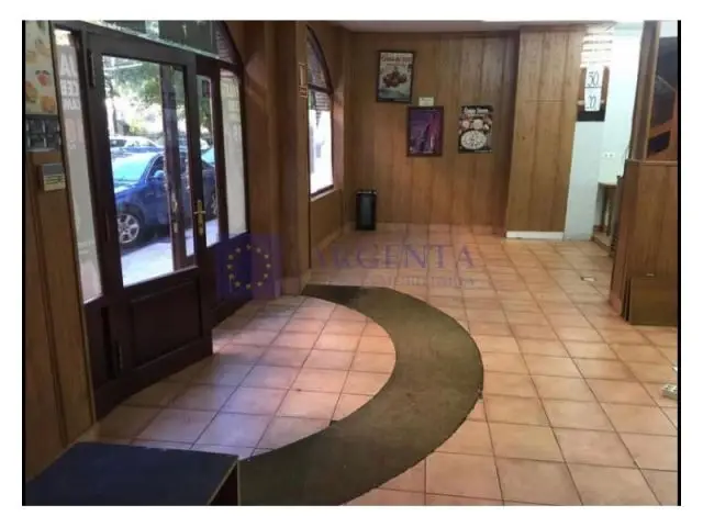 Local en Alquiler 400m2 Junto Cruz Caidos