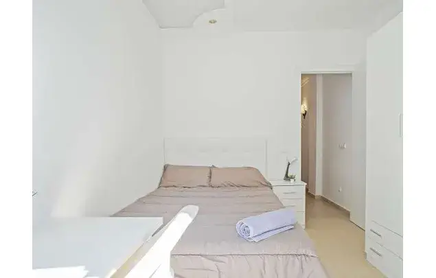 Habitación 90m² en Barcelona Hostafrancs - Piso Compartido Amueblado