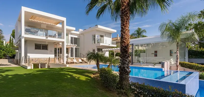 Villa de Lujo en Valle del Golf Marbella 7 Dormitorios Piscina Cine Gimnasio