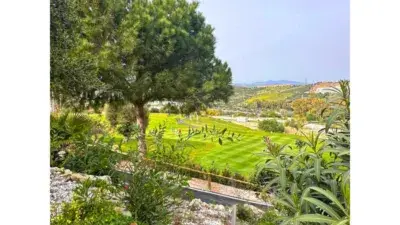 Piso en venta en Calle Estepona Golf